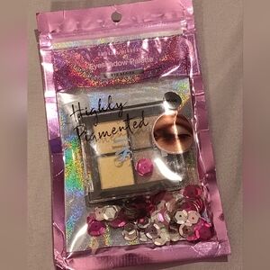 NWT!! Smoke & Mirrors Eyeshadow (Nude)
